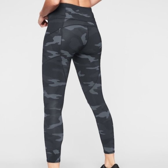 Athleta Pants - ATHLETA camo leggings black gray 7/8 leggings XS